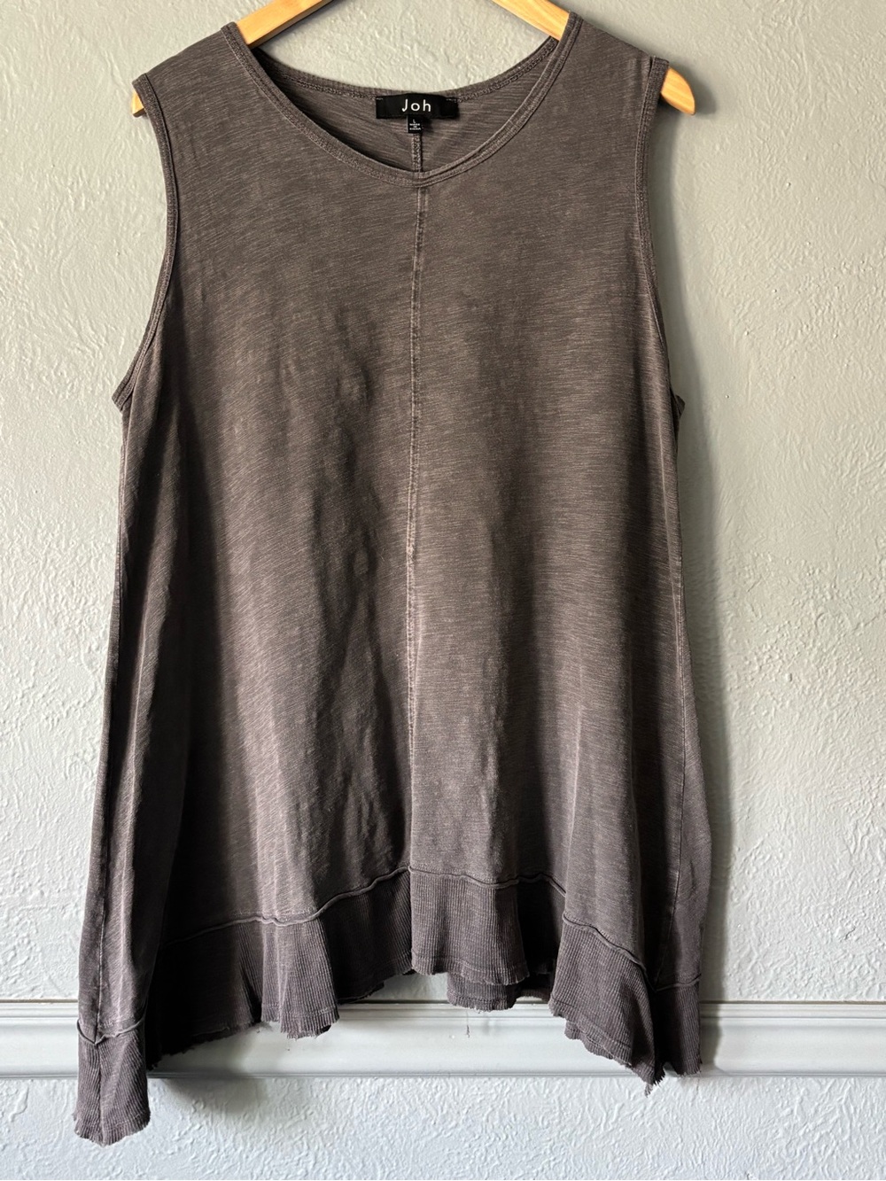 JOH Sleeveless Swing Tank Top Charcoal Gray Asymmetrical Hem Cotton Large